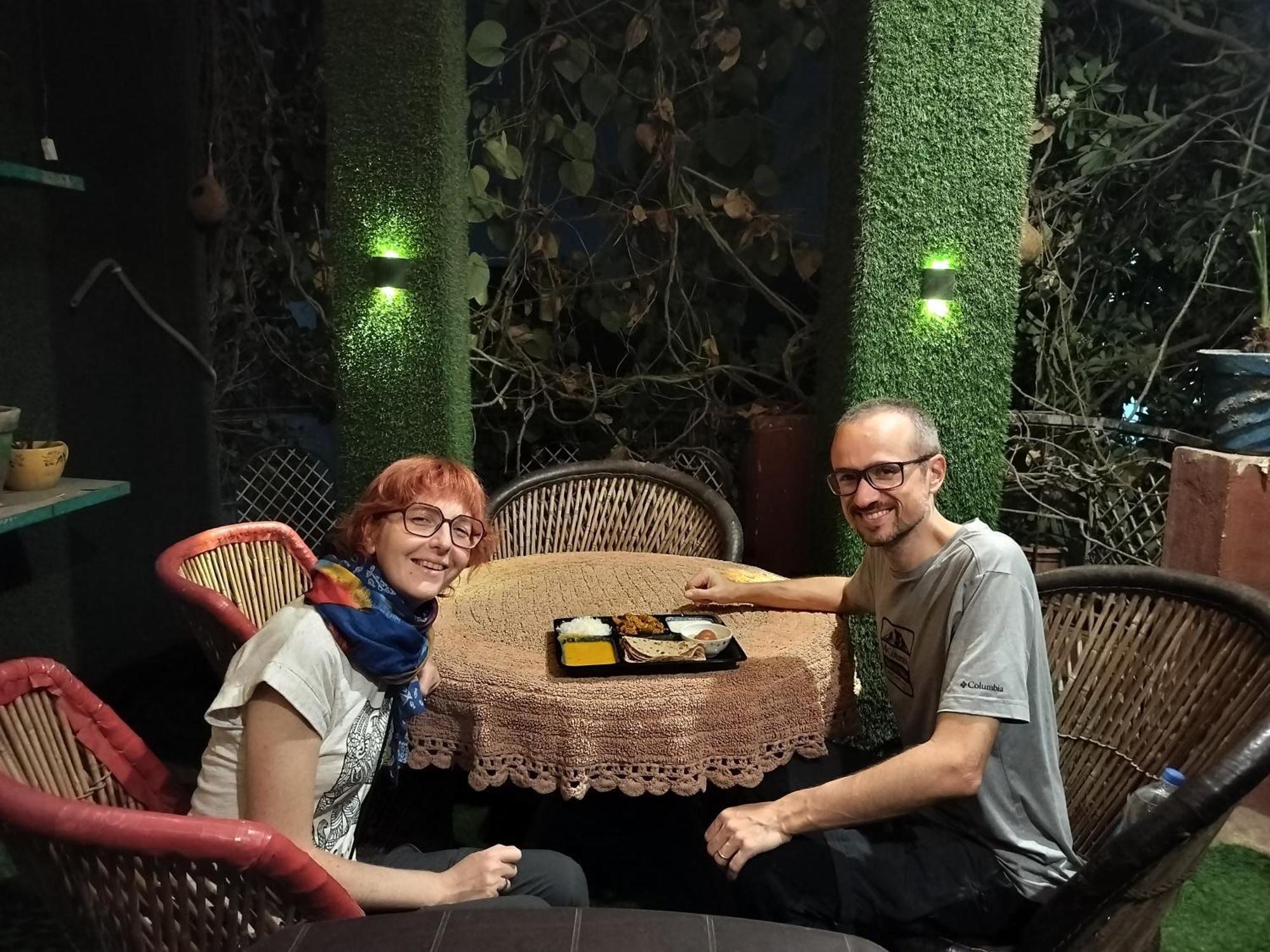 Kishan Home Stay Матхура Экстерьер фото